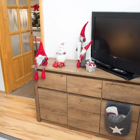 Csengettyu Apartman * Eger